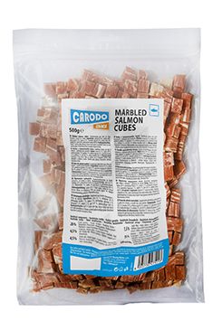 CARODO Dog poch. Kousky z mramorovaného lososa 500g